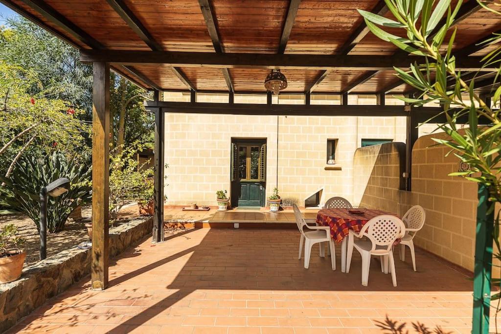 Вилла Casa Al Mare Dei 7 Emiri Чефалу Экстерьер фото