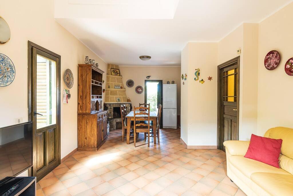 Вилла Casa Al Mare Dei 7 Emiri Чефалу Экстерьер фото